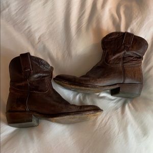 Frye Billy Short Boots